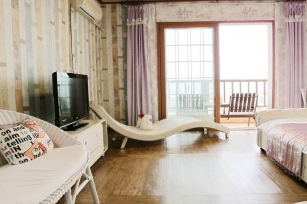 Dg Beach Pension Czedżu Pokój zdjęcie