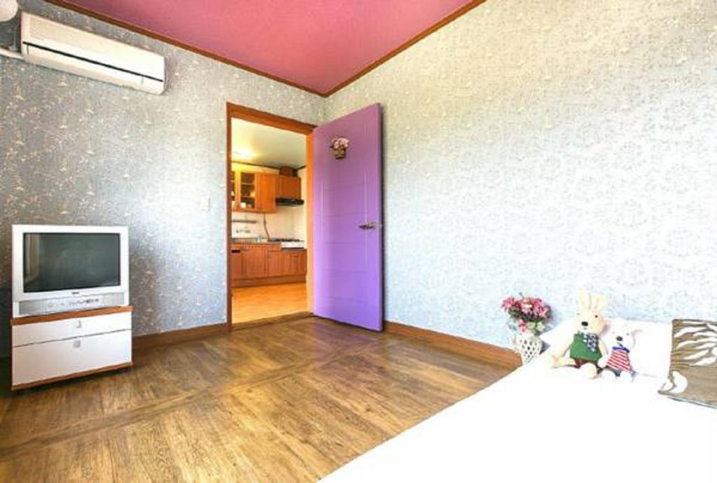 Dg Beach Pension Czedżu Pokój zdjęcie