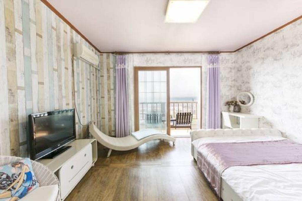 Dg Beach Pension Czedżu Pokój zdjęcie